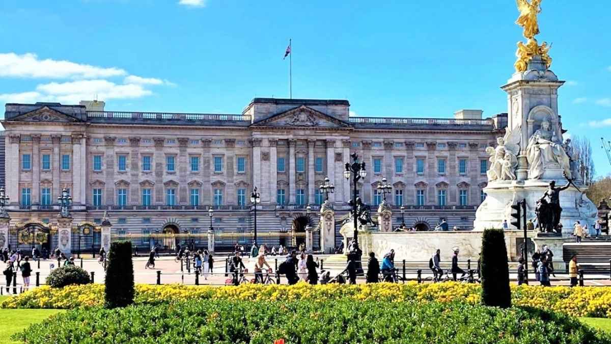 when-was-buckingham-palace-built-the-fascinating-story-behind-london-s